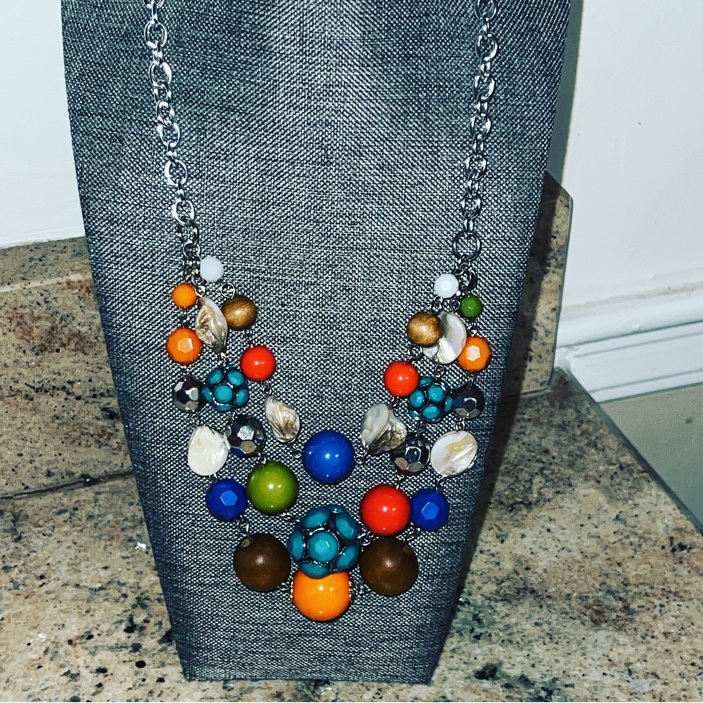 Baubles necklace